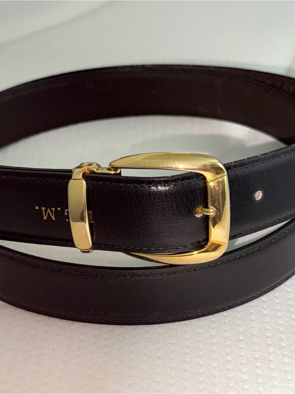 Gold Buckle Black Belt Unisex Size 48 inches XXL Made In Italy